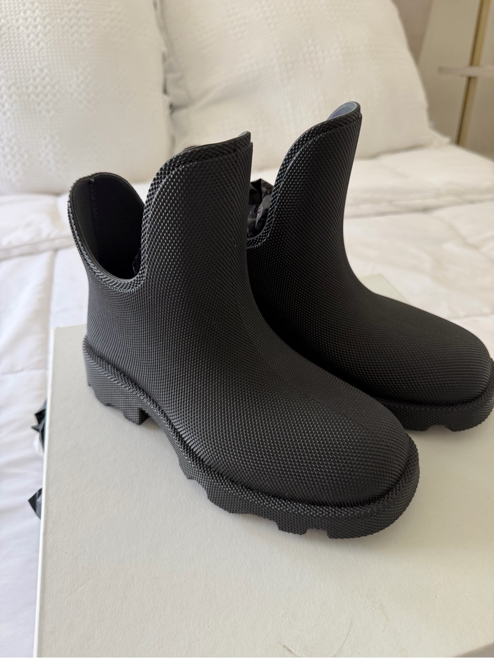 Burberry Black Textured Chelsea-Style Ankle Booties